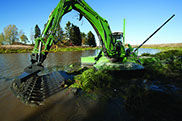 Dredger raking